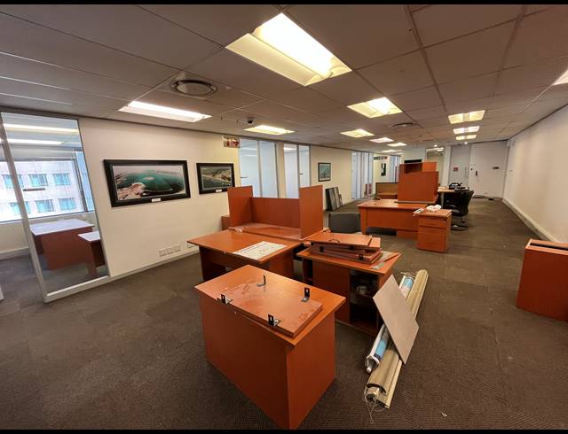 676M² OFFICE TO LET IN CAPE TOWN CITY CENTRE